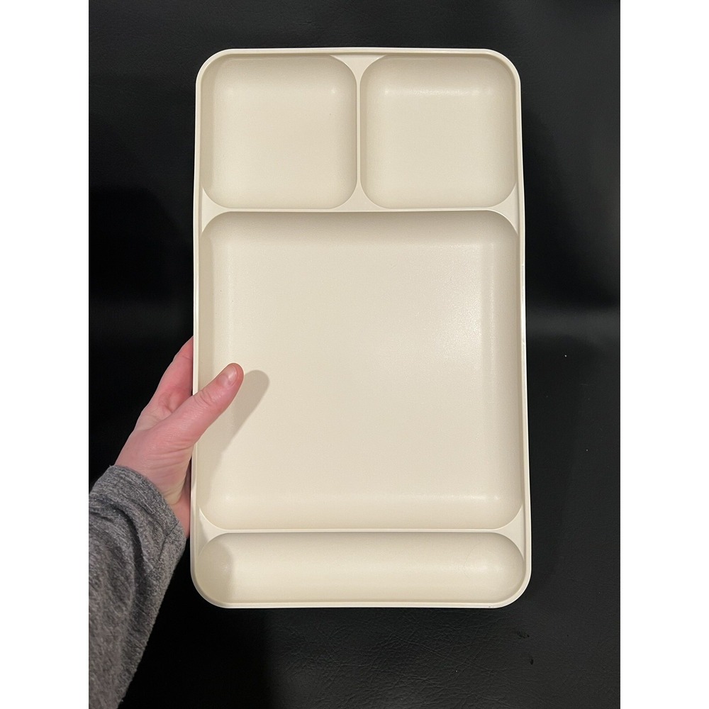 VTG TUPPERWARE Divided Tray #1535 Lunch Camping Cafeteria‎ Almond Beige Set of 6